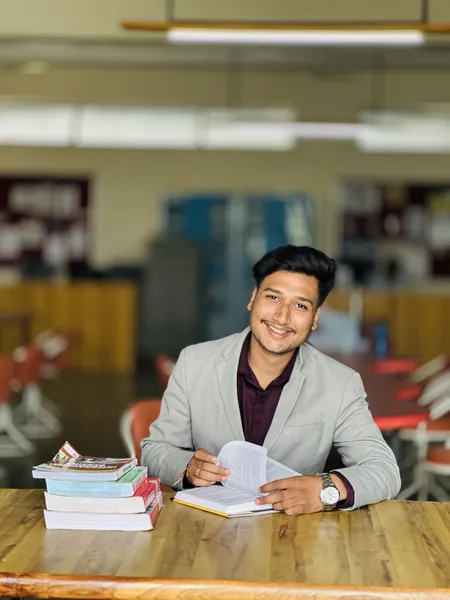 Hrishikesh Raghuvanshi